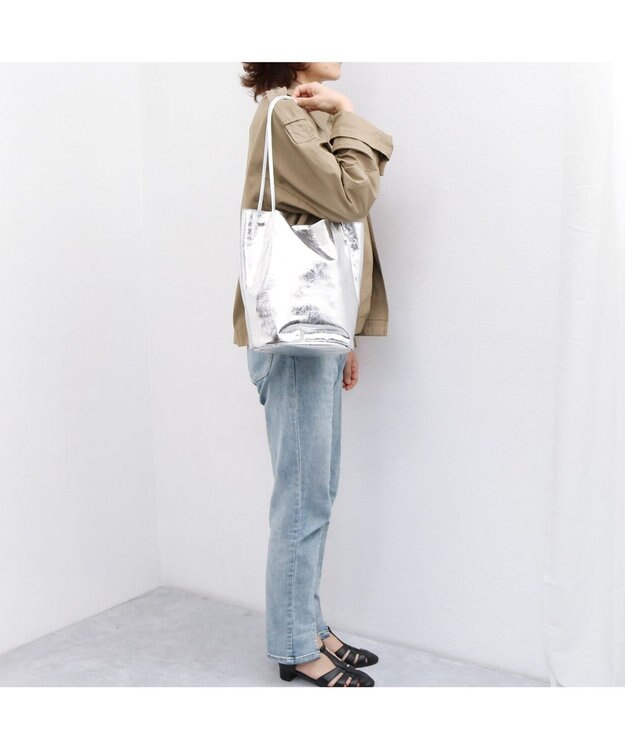 UNBILLION カシュカシュ cachecache / クラッシュメタリック肩入れバケツトートバッグ シルバー