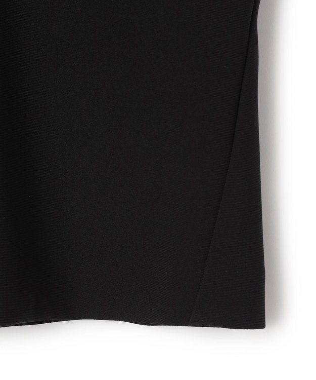 BEIGE， RUE / ドライタッチVネック配色ステッチブラウス Black