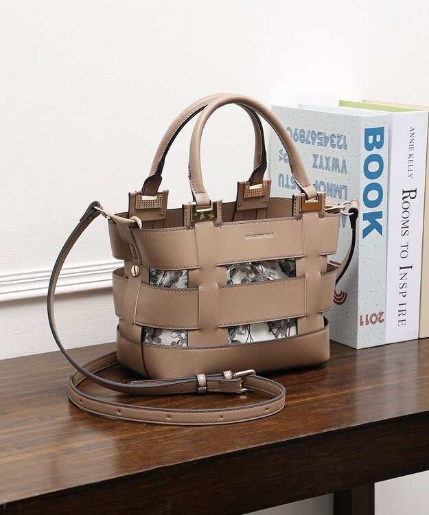 style code 【MERCURYDUO/マーキュリーデュオ】軽量メッシュ　花柄巾着付ミニトートバッグ ベージュ