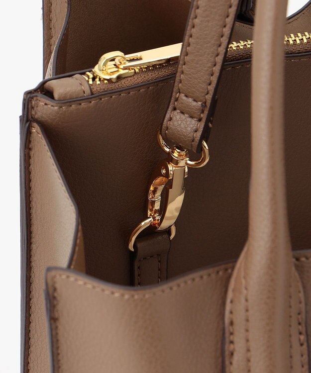 LA BAGAGERIE 【MONICA】アコーディオンスクエアトートM チョコ