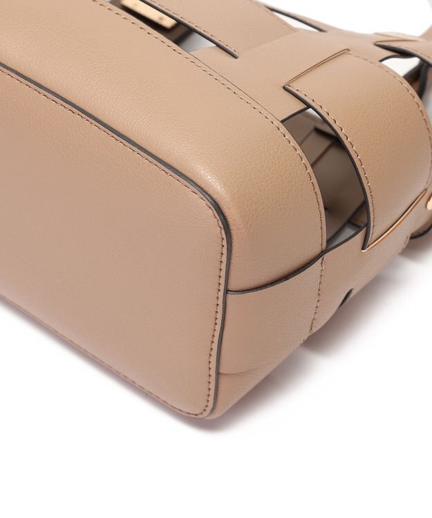 style code 【MERCURYDUO/マーキュリーデュオ】軽量メッシュ　花柄巾着付ミニトートバッグ ベージュ