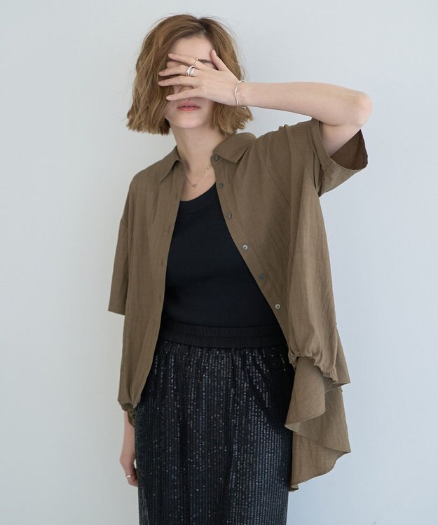 YECCA VECCA 【接触冷感】裾バルーン切替デザインヘムシャツ Khaki