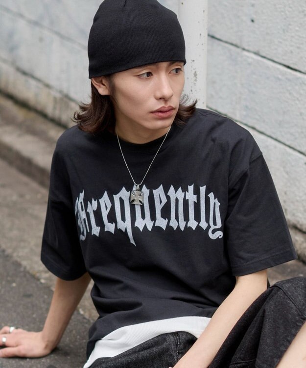 WEGO 【ユニセックス着用ITEM】アンサンブルグラフィックT（SS） ブラック中濃色
