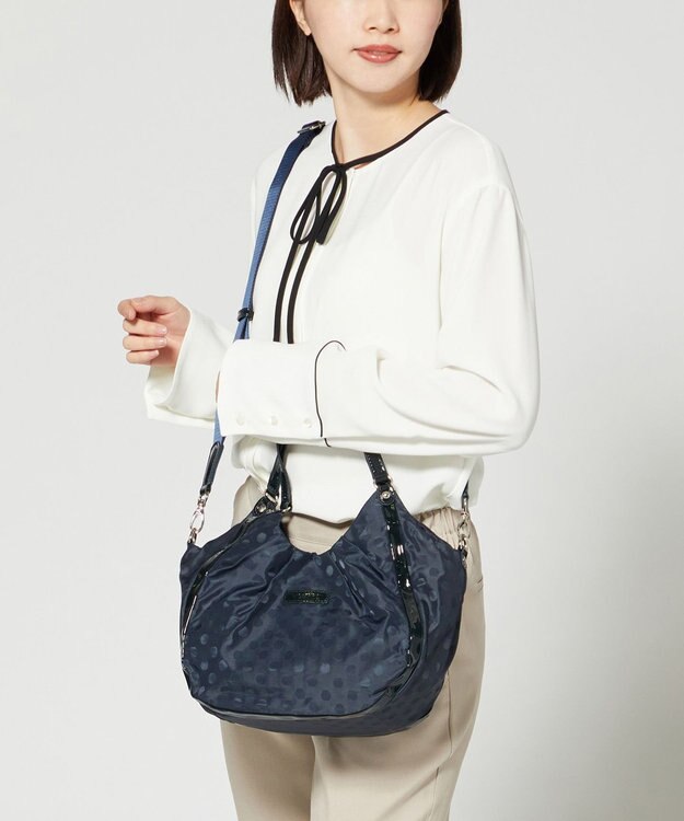 Y'SACCS ドット柄ジャガードエナメルアクセント2wayトート ダークネイビー