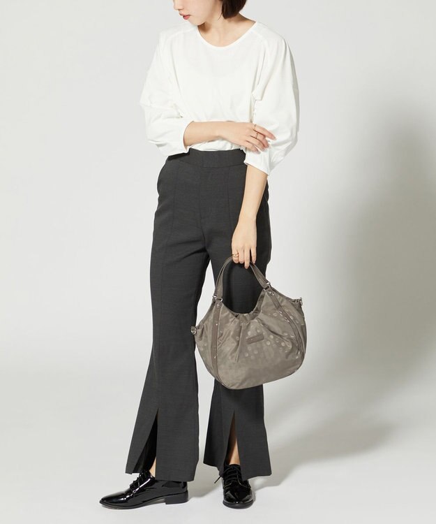 Y'SACCS ドット柄ジャガードエナメルアクセント2wayトート ライトグレー