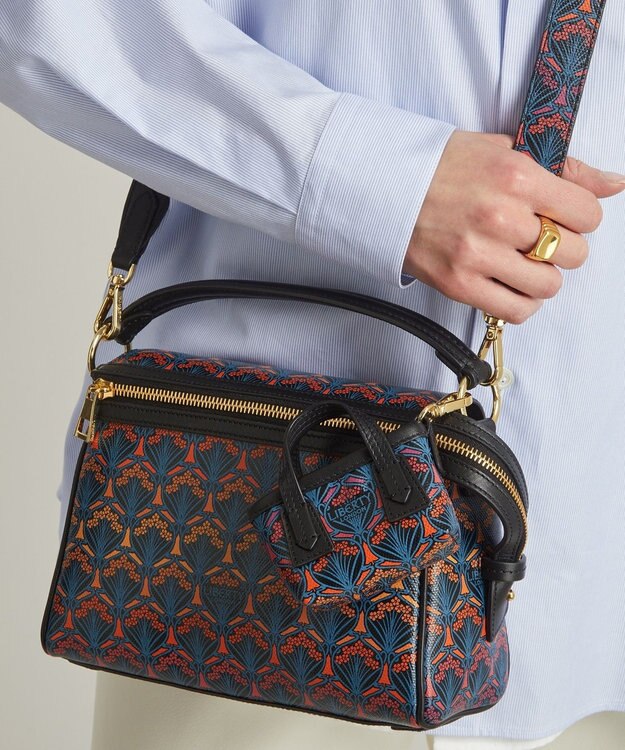 LIBERTY. アイフィス ドーン マールボロ チャーム オレンジ