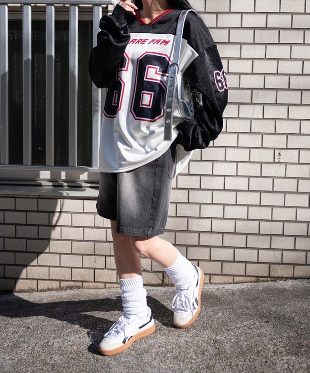 WEGO VネックナンバリングサテンBIGスウェット ブラック