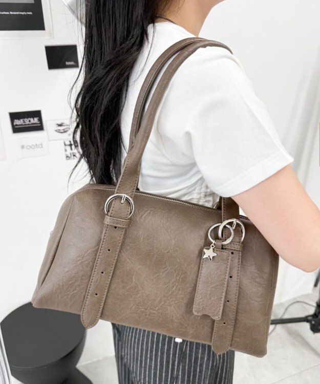 WEGO リップチャーム付きボストンバッグ ブラウン