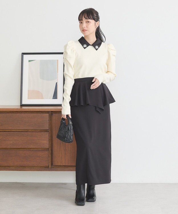 earth music&ecology 襟ビジュー付きニットプルオーバー Ivory