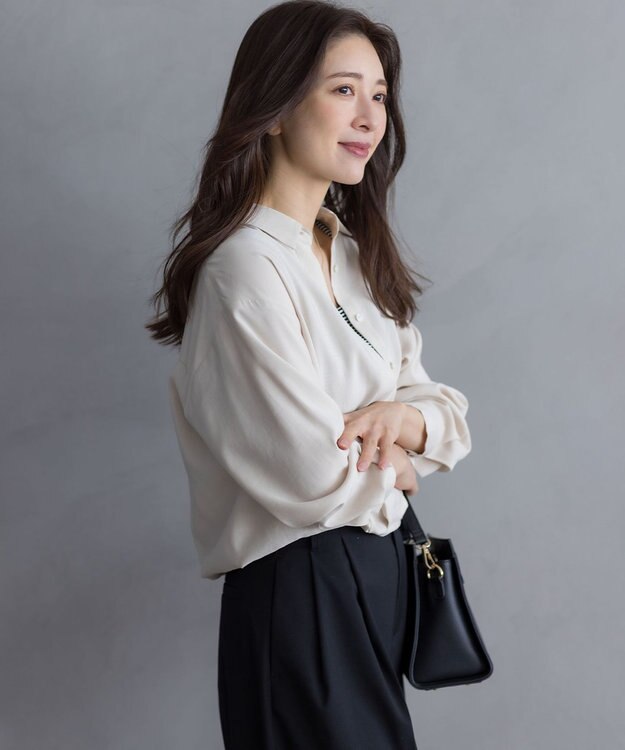 組曲 バウンディングシャーティングカシュクール ブラウス アイボリー系