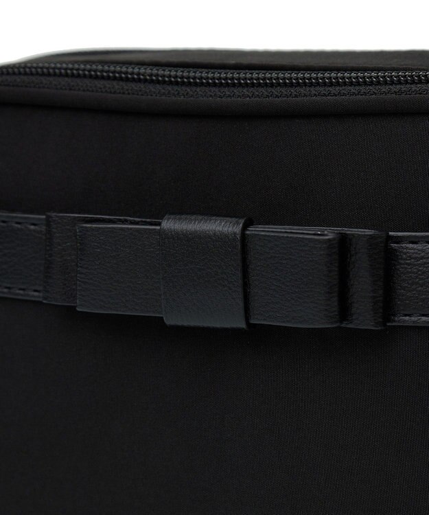 Maison de FLEUR EC限定撥水加工2ルームミニショルダーバッグ Black