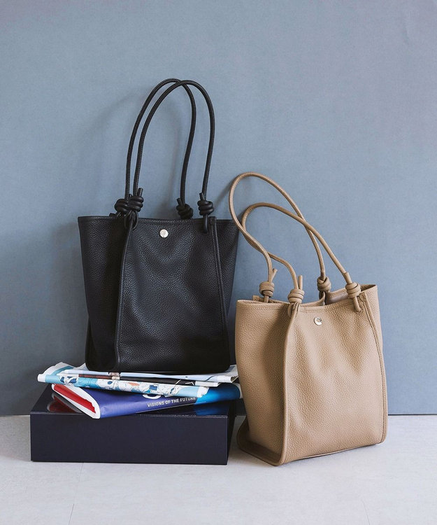 TOPKAPI 【Breath TOPKAPI】シュリンクレザー ノットハンドル トートバッグ ブラック