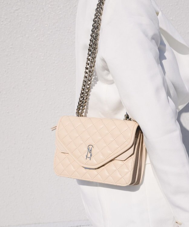 STEVE MADDEN BMOLTO キルティングショルダーバッグ アイボリー