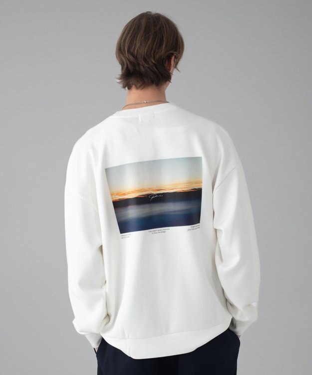 WEGO 【ユニセックス着用ITEM/2点SET/MLサイズ展開】アクセ付きフォトグラフィックプルオーバー ホワイト