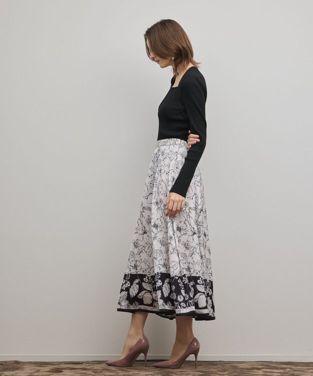 GRACE CONTINENTAL フルーツフラワープリントスカート キナリ