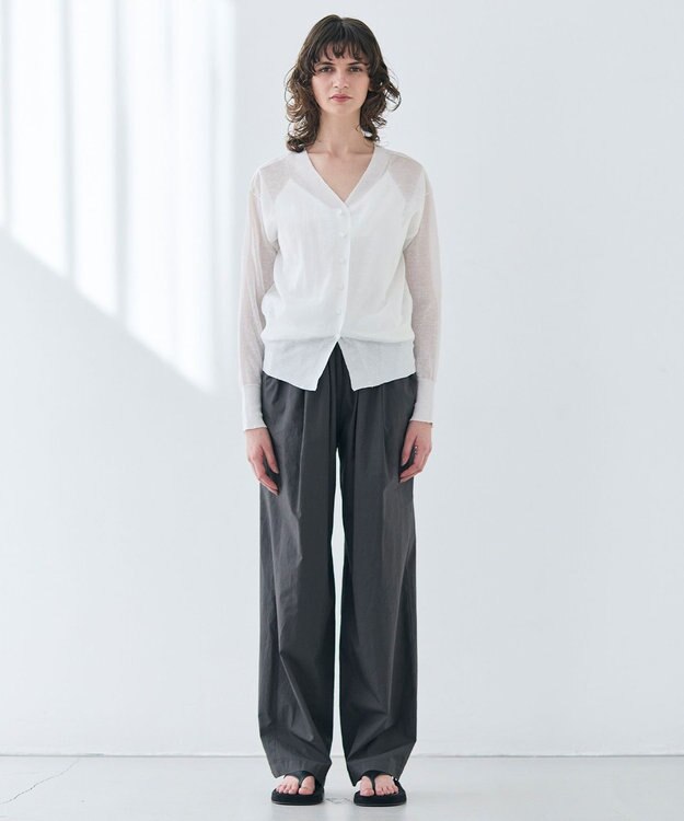 BEIGE， 【洗える・Precious 7月号掲載】ABELIA / コットンVラインカップ付きキャミソール White