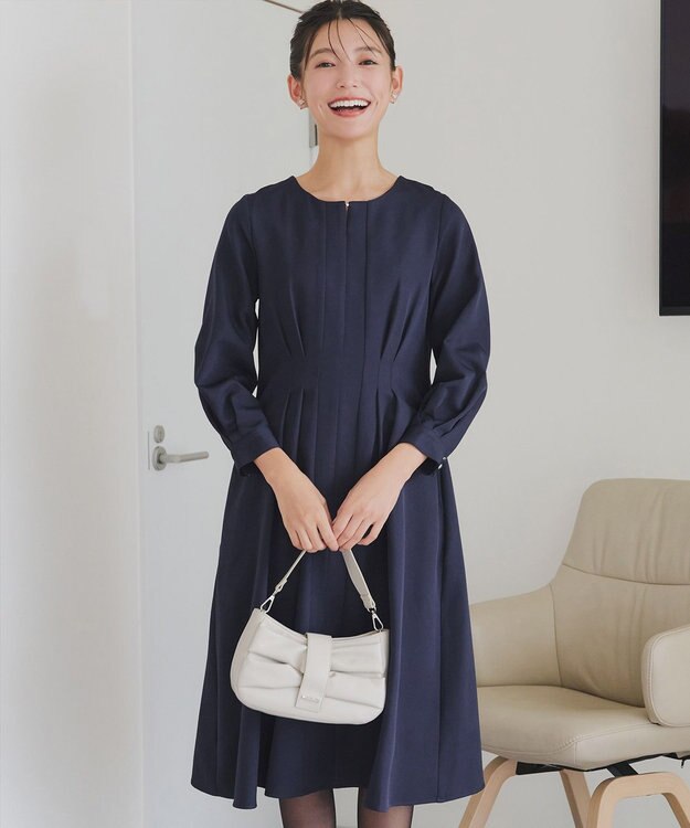 Tiaclasse 【洗える】ビジュー付きフロント切替タックワンピース ネイビー