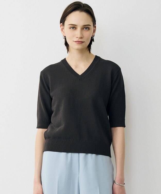 ICB ブライトコイル Vネックニット チャコール