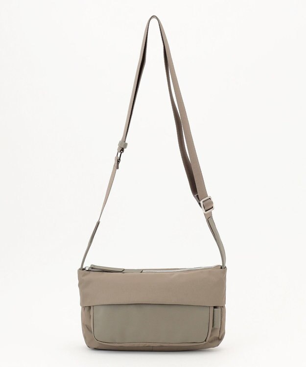 Y'SACCS リサイクルナイロン×カウレザー ラップミニショルダー グレージュ