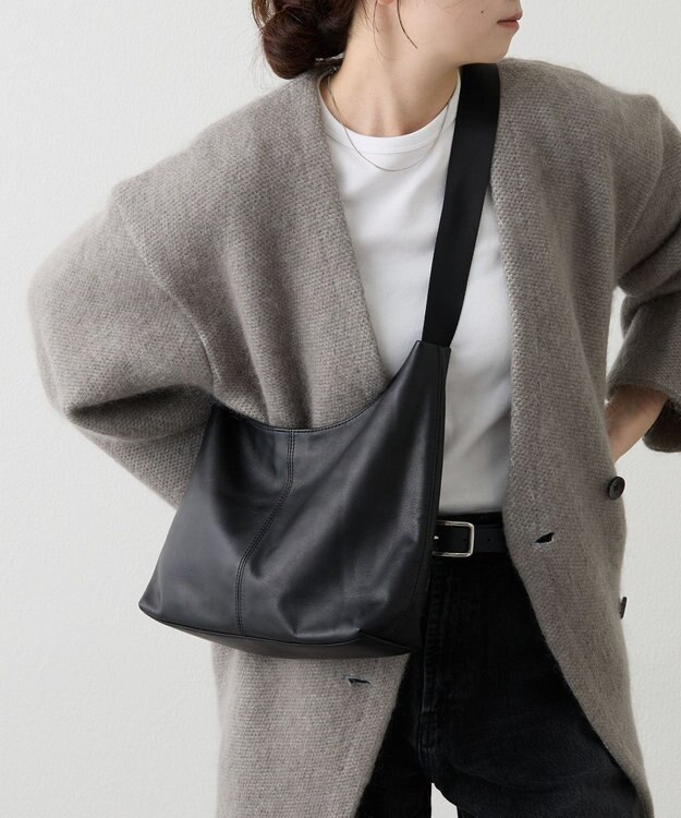 russet レザーホーボーバッグ M(CE-1658) Black