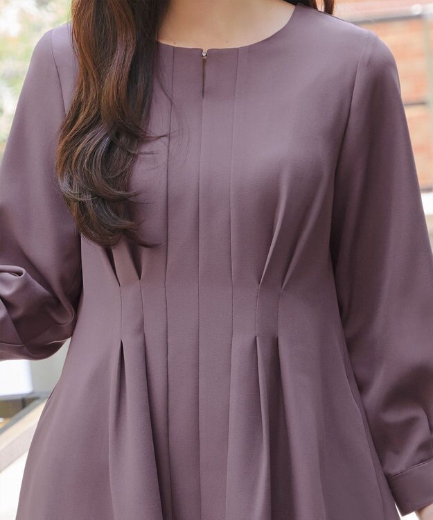 Tiaclasse 【洗える】ビジュー付きフロント切替タックワンピース プラム