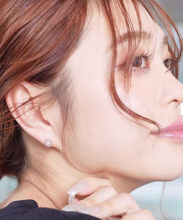 Tiaclasse 【金属アレルギー対応】シャイニーストーンジルコニアピアス ピンクゴールド