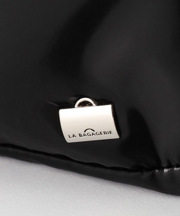 LA BAGAGERIE メタリックドロストポケット　ショルダーバッグ ブラック