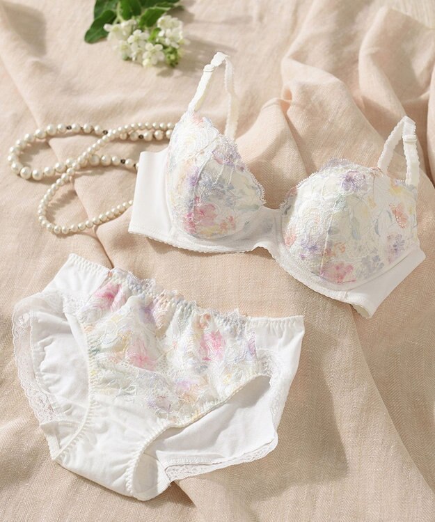 Wing 【ナチュラルフィットブラ】 自然なまる胸シルエット もっちりふんわり触感 KB2020 ウイング／ワコール アイボリー