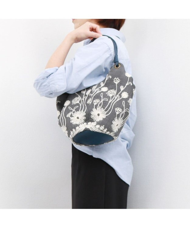 UNBILLION カシュカシュ cachecache / バケツ刺繍トートバッグ ダークネイビー