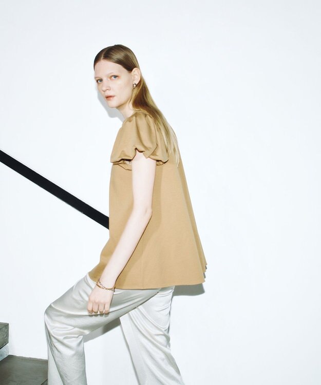 #Newans 【洗える】Aラインパフスリーブカットソー ベージュ