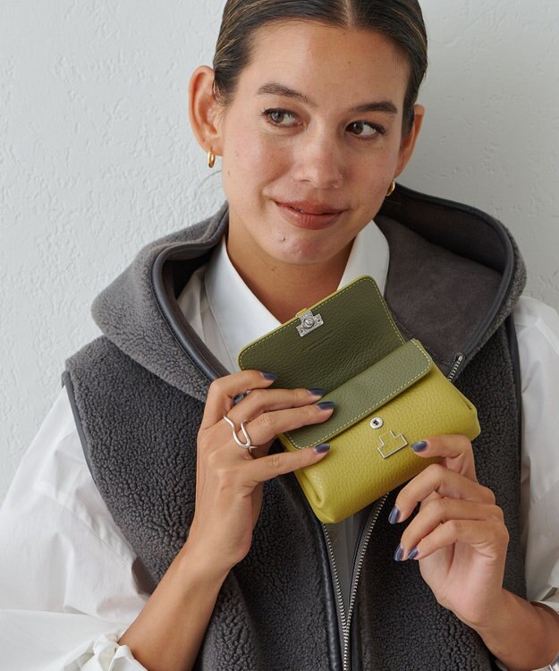 IACUCCI 【バイカラー】アバ ウォレット CERVO イエロー