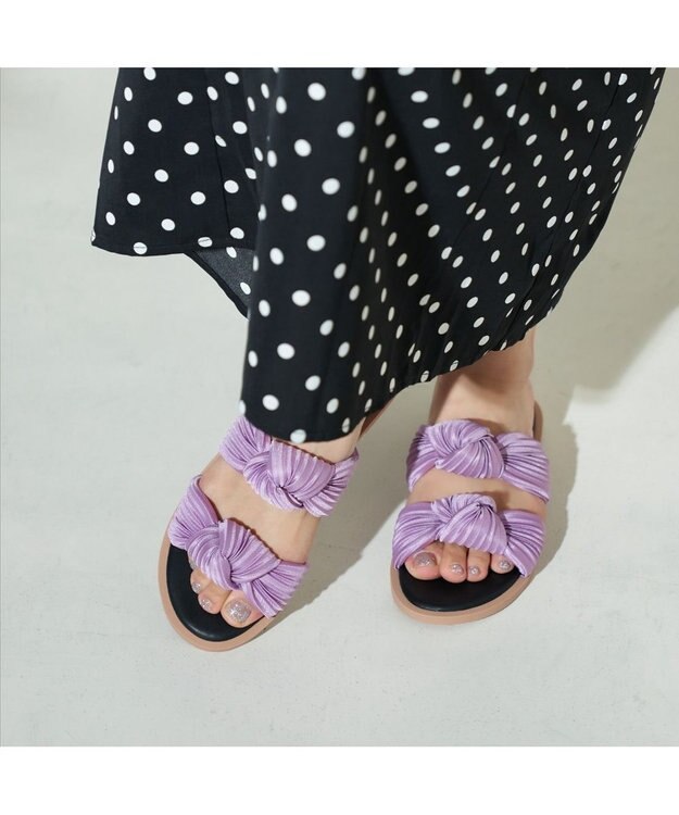 MODE ET JACOMO <carino>プリーツスポンジサンダル パープル