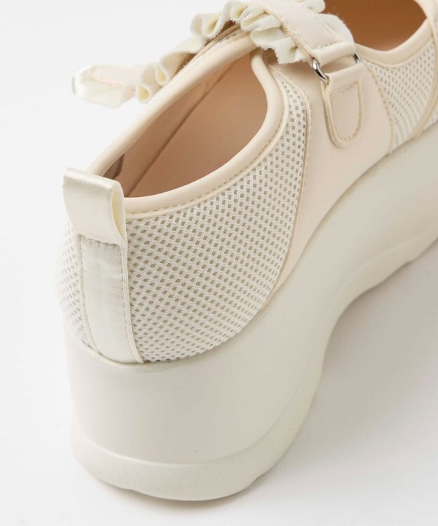 WEGO フリルベルクロシューズ ホワイトアイボリー