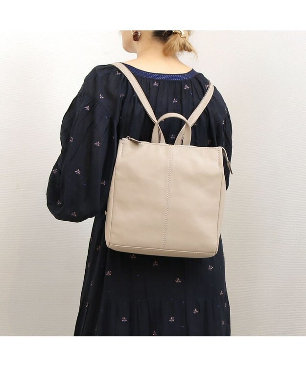 UNBILLION アトランタ ATLANTA / やぎ革軽量ミニリュック ベージュ