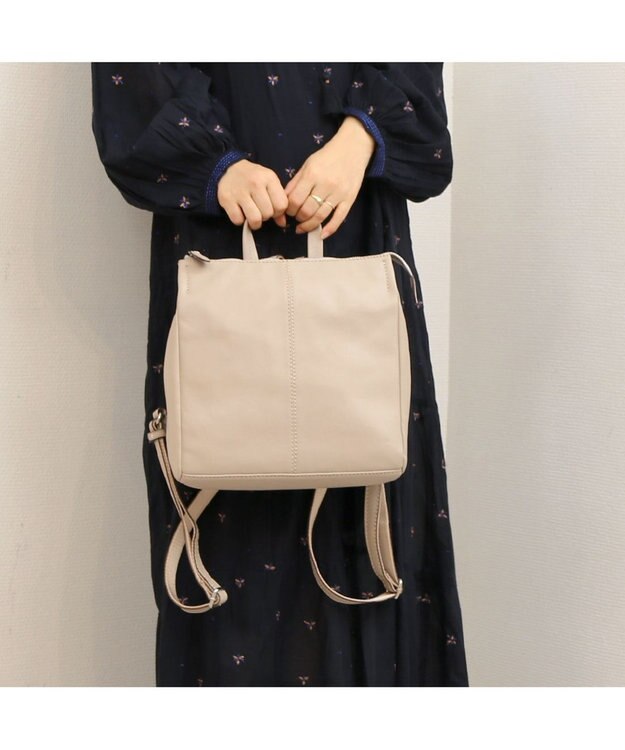 UNBILLION アトランタ ATLANTA / やぎ革軽量ミニリュック ベージュ