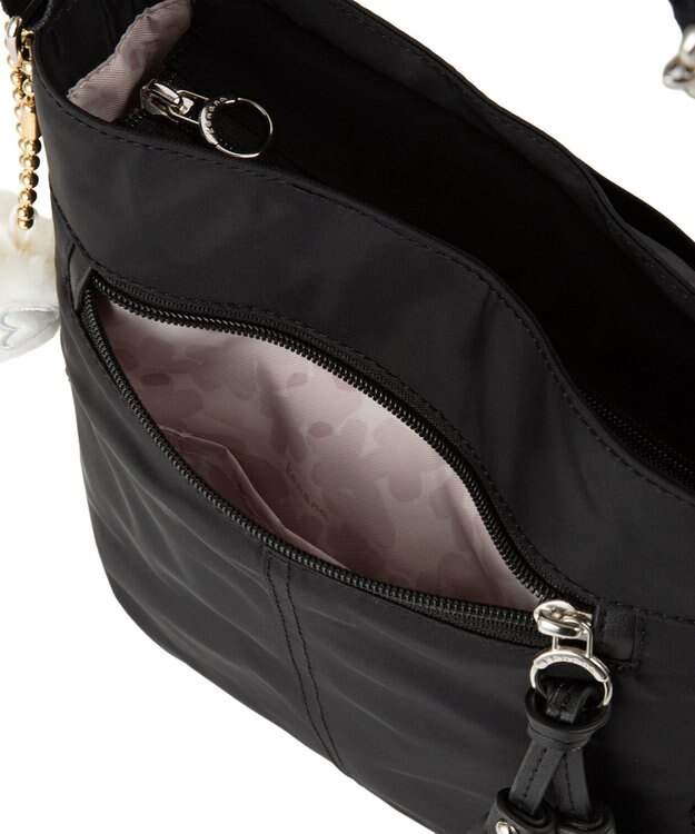 ACE BAGS & LUGGAGE kanana project collection タッセル-e ショルダーバッグ 縦 68871 ブラック