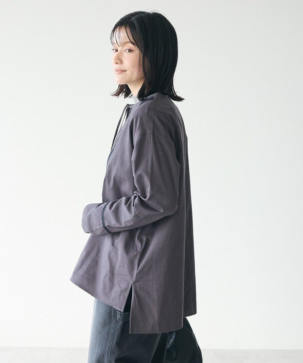 CRAFT STANDARD BOUTIQUE 刺繍入りツイルＶネックチュニック Charcoal Gray