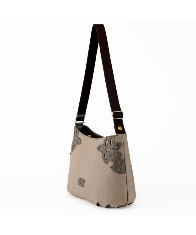 IBIZA ディアリオ　ナイロン　ショルダーバッグ ベージュ