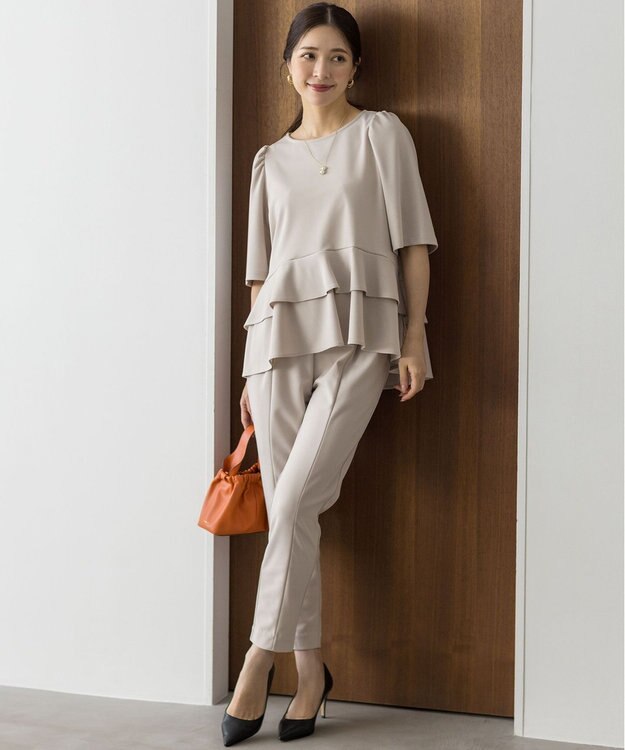 組曲 S ご好評につき追加生産【WEB限定】ジョーゼットジャージーティアード ブラウス ベージュ系