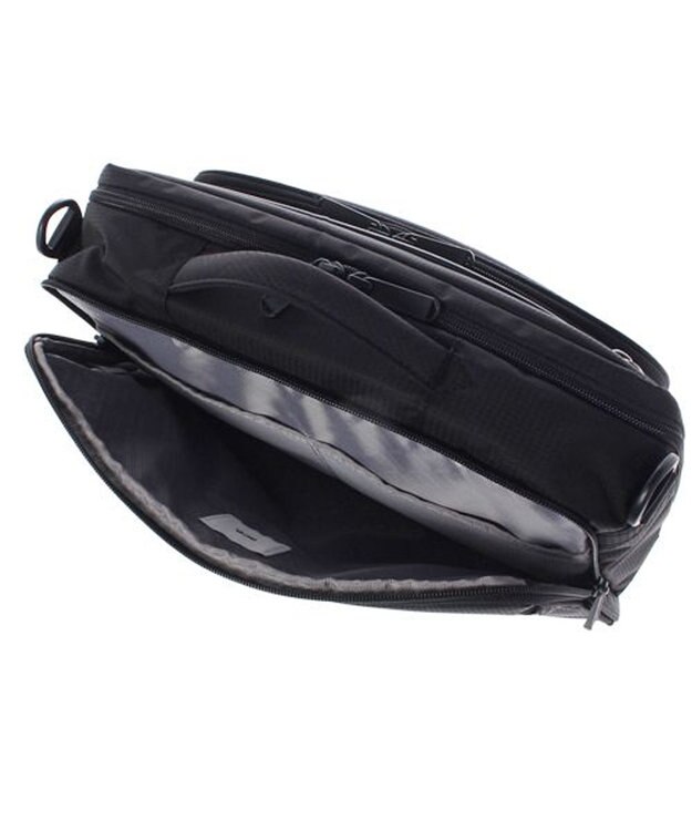 ACE BAGS & LUGGAGE ace. エース フレックスライト フィット 街歩き、観光に。A4サイズの雑誌、ガイドブックが入る、横型軽量ショルダーバッグ 54556 ブラック