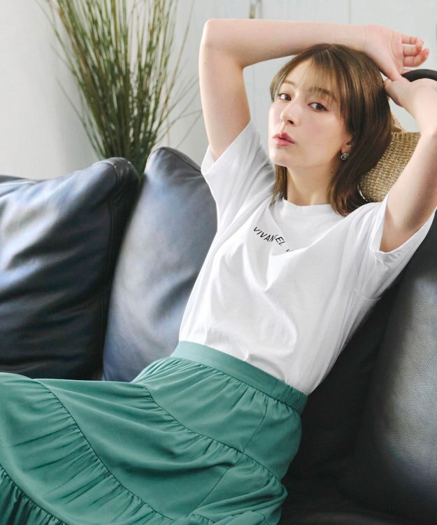 Tiaclasse 【洗える】刺繍ロゴシンプルTシャツ オフホワイト