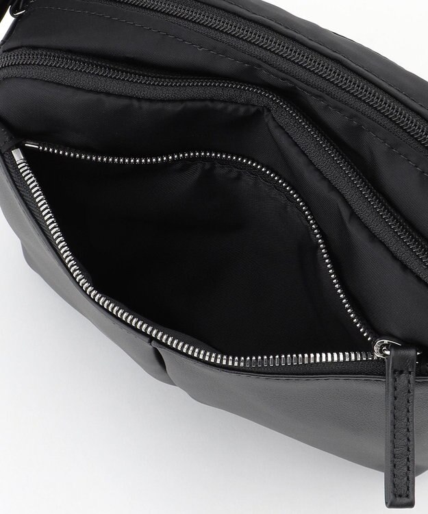 Y'SACCS ナイロン×牛革コンビシリーズ　横型ショルダーバッグ　SSサイズ ブラック