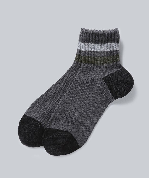 WHITE MAILS 【UNISEX】PAPER STRIPE SHORT ソックス グレー