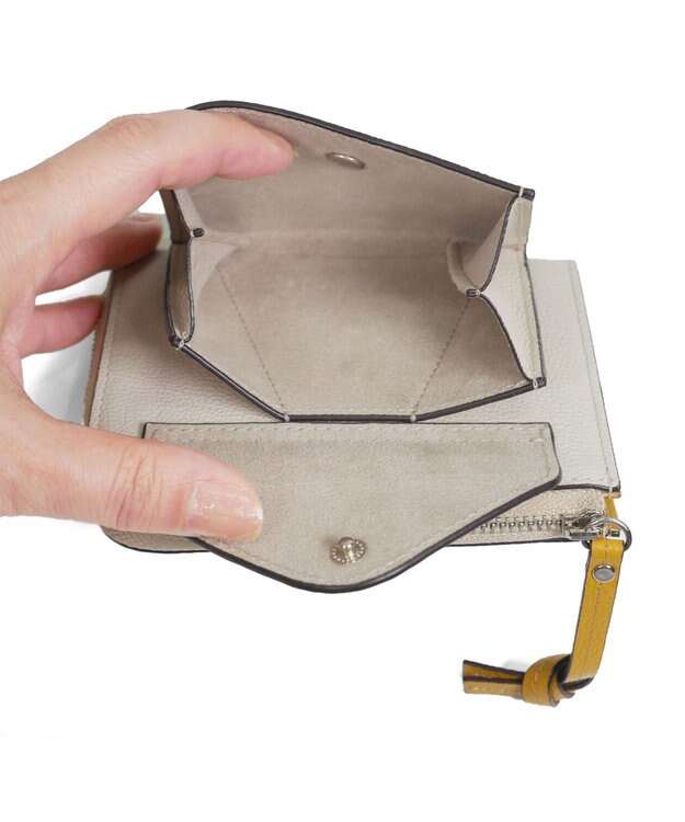PELLE BORSA L字ファスナーコンパクト財布 Very Goods ベリーグッズ 7206 アイボリー
