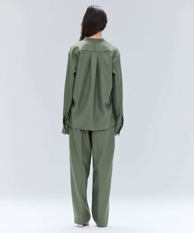 BEIGE， 【VERY NaVY12月号掲載】TERNES / ビックポケットプルオーバーウールブラウス L.Khaki