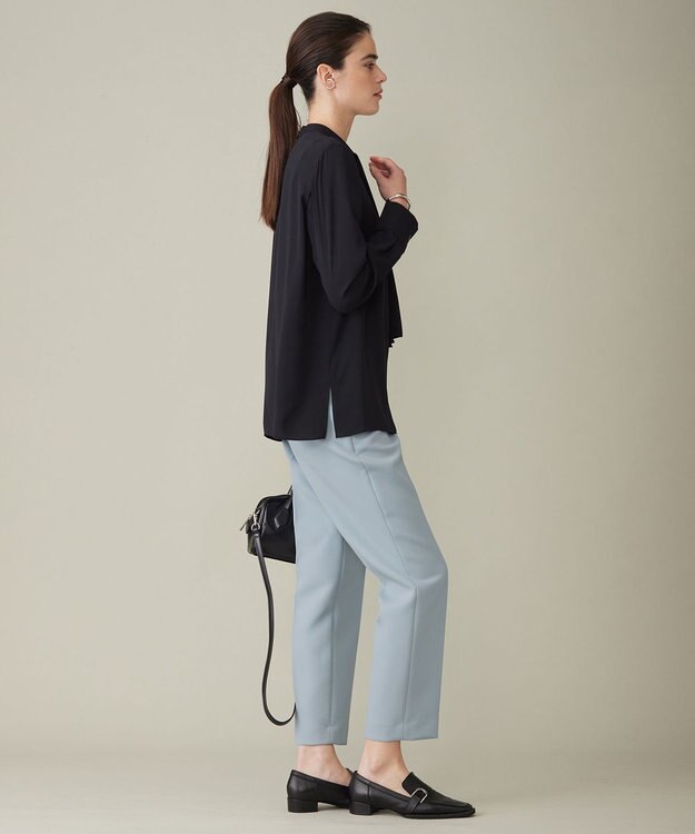 ICB 【WEB限定カラーあり・速乾・洗える】BackSatinAmunzen スカーフタイブラウス ブラック系