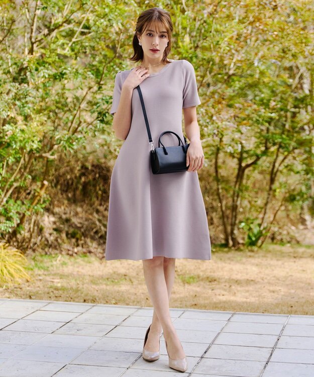 Tiaclasse 【洗える】クルーネック半袖ニットフレアワンピース ラベンダー