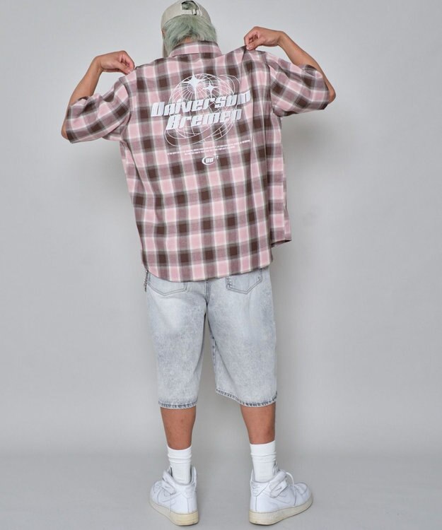 WEGO 【ユニセックス着用ITEM】チェーン付きスーパーバギーデニムショーツ グレー