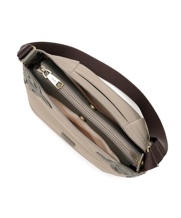 IBIZA ディアリオ　ナイロン　ショルダーバッグ ベージュ