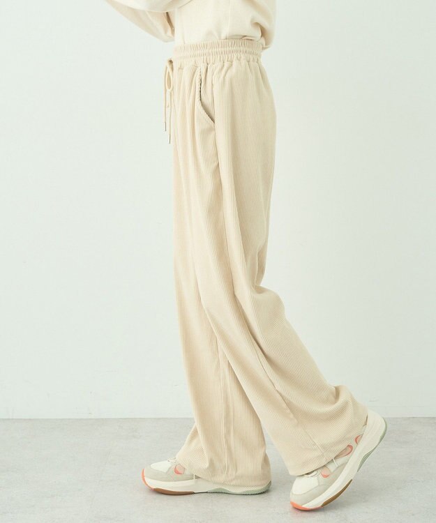 earth music&ecology リラックスコーデュロイパンツ Ivory